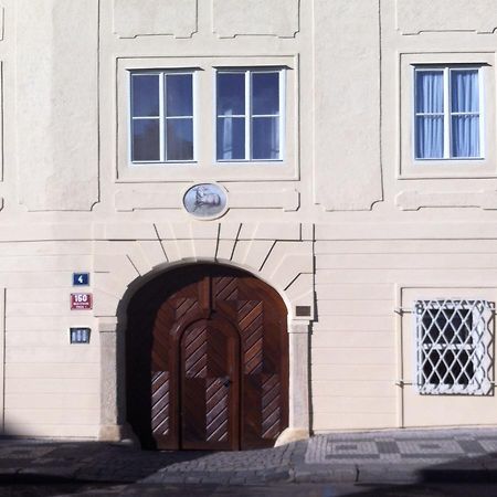 Apartment Dum U Cerneho Beranka براغ المظهر الخارجي الصورة