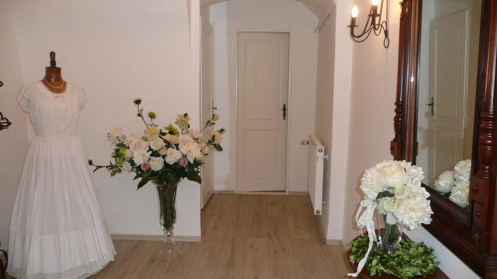 Apartment Dum U Cerneho Beranka براغ الغرفة الصورة
